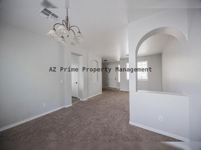 Building Photo - 7422 S 27th Way