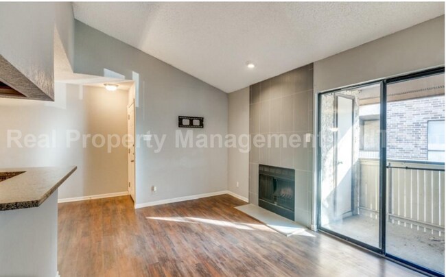 Building Photo - 1101 Calico Ln