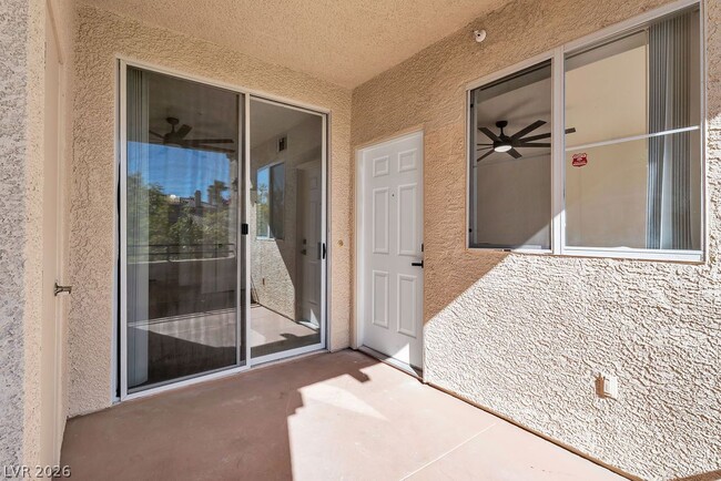 Building Photo - 7119 S Durango Dr