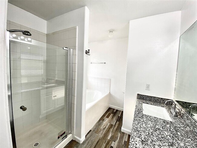 Building Photo - 7130 Sedona Ct
