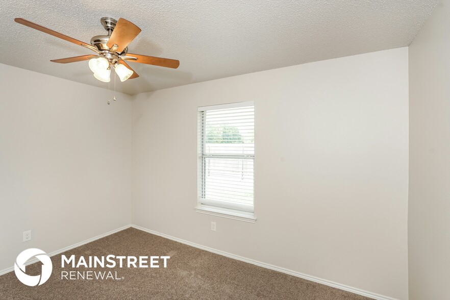 Building Photo - 1212 Beechwood Ln