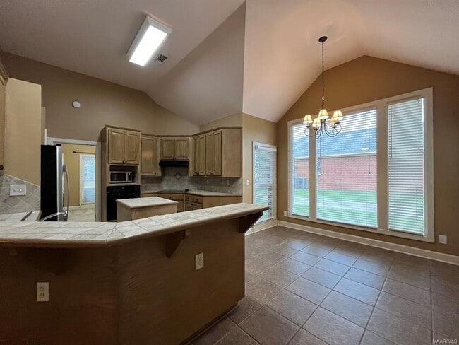 Building Photo - 8839 Sturbridge Dr