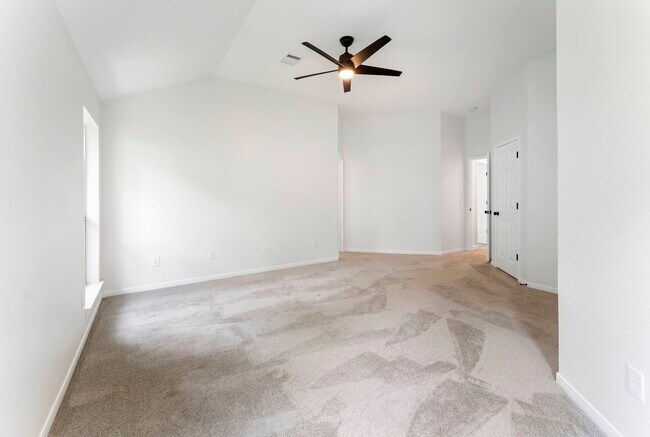 Building Photo - 54 Legend Mill Ct