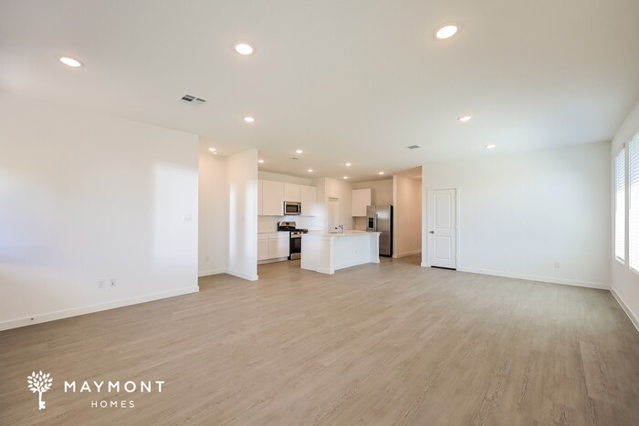 Building Photo - 2279 Ft Davis Pass