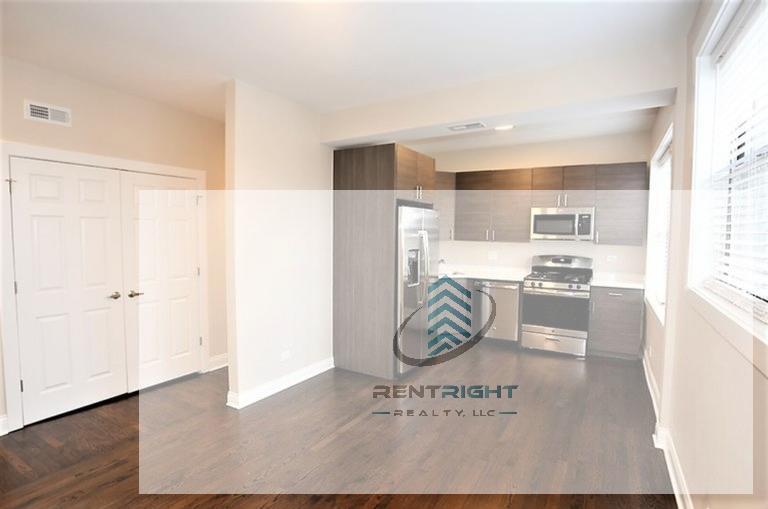 Building Photo - 2230 N Sawyer Ave