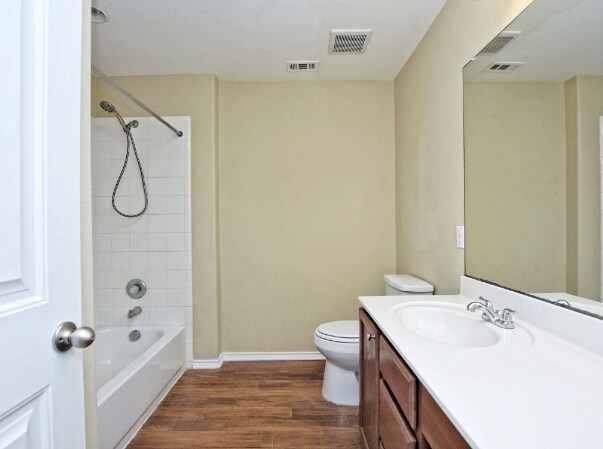 Building Photo - 111 Mancos Dr