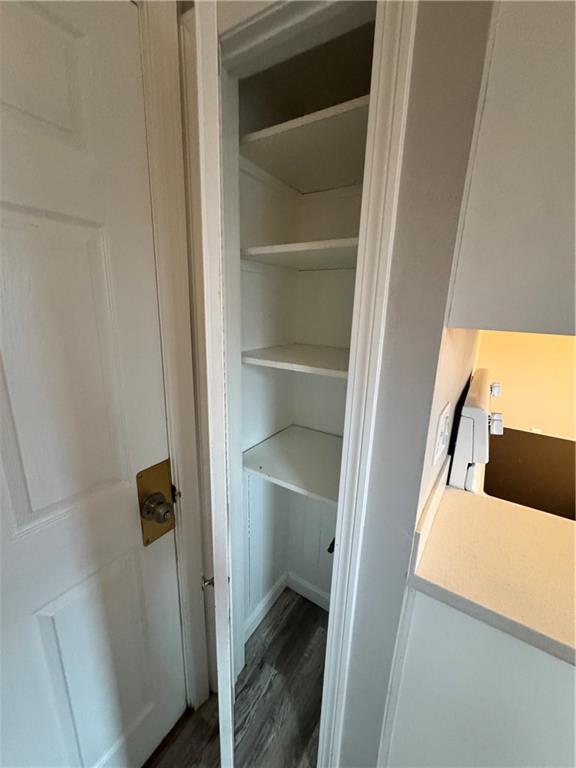 Building Photo - 9 Maryland Ave