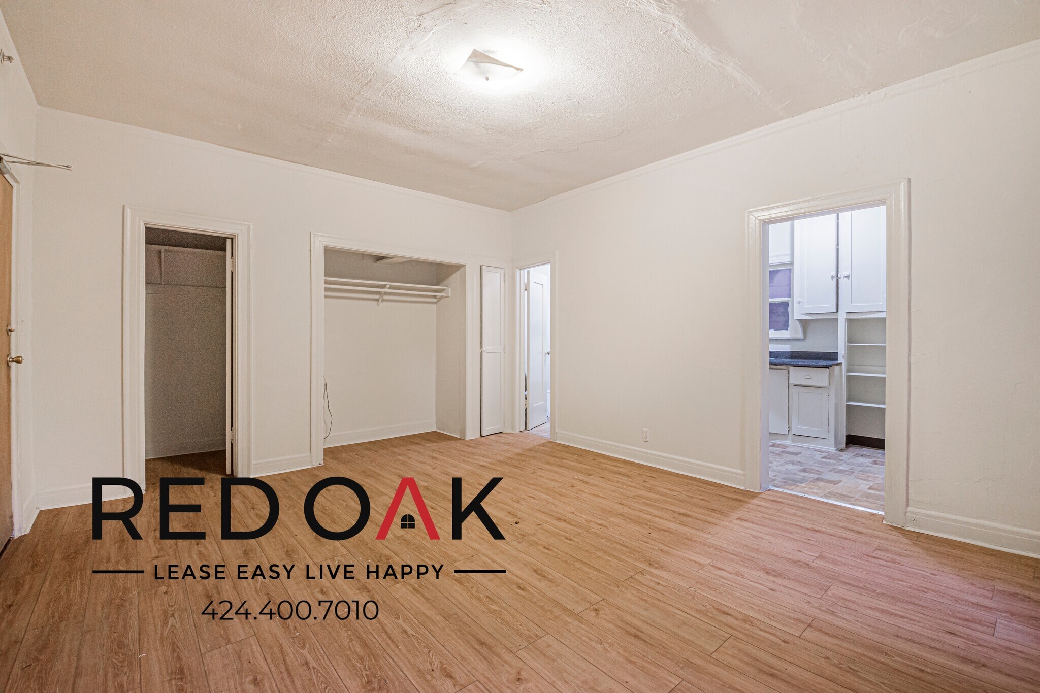 Building Photo - 693 Shatto Pl