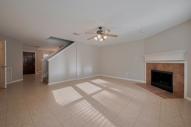 Building Photo - 9714 Angleside Ln