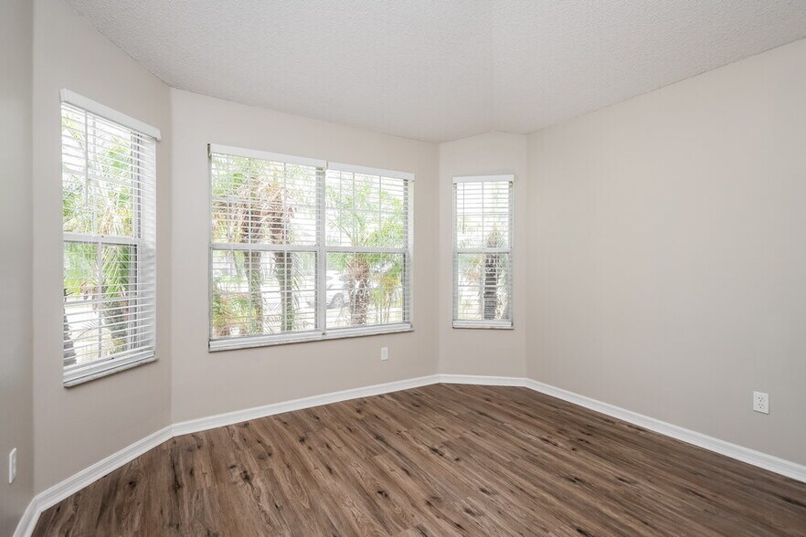 Building Photo - 2717 Andes Way