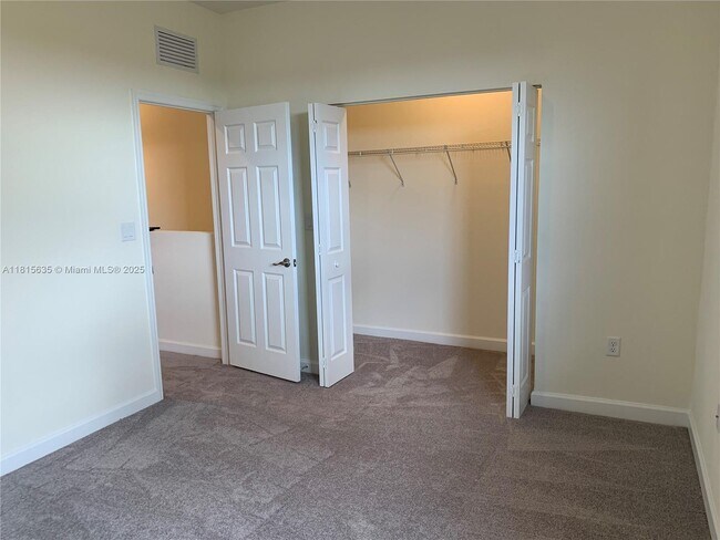 Building Photo - 3523 W 105th Pl