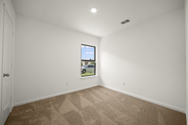 Building Photo - 14260 Greenhaw Ln