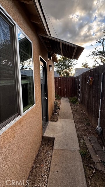 Building Photo - 7922 Lindley Ave