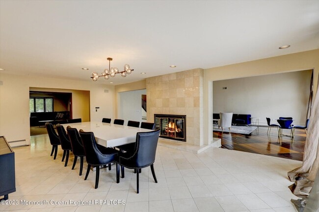 Building Photo - 84 Wickapecko Dr