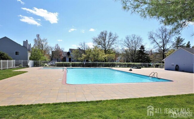 Building Photo - 1016 Aspen Dr