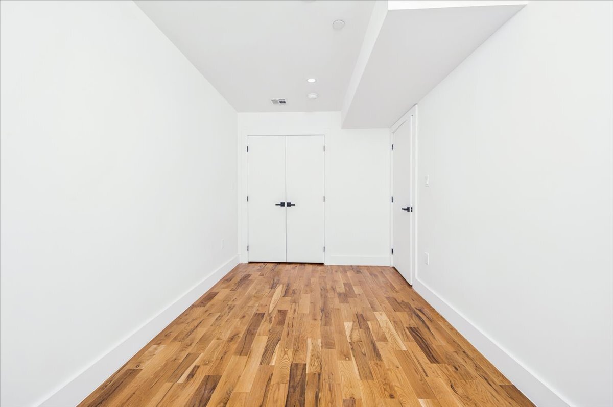 Building Photo - 218-36 133rd Rd