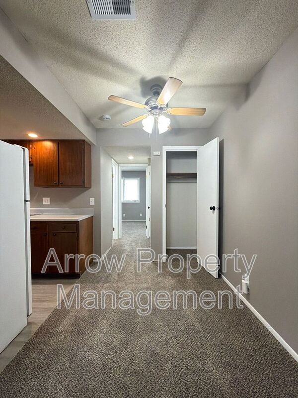 Building Photo - 2110 J St