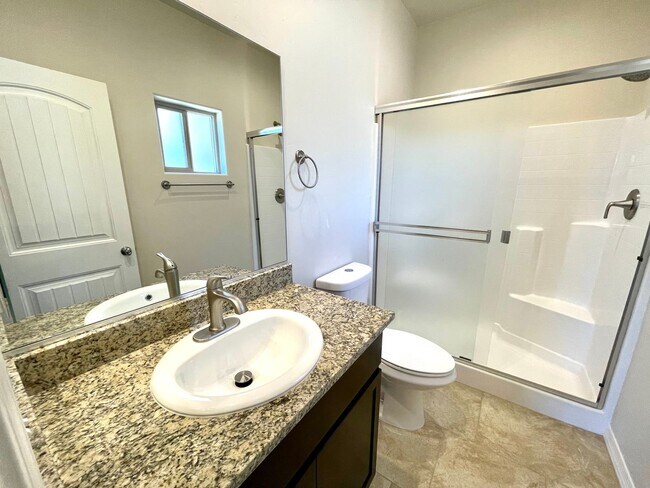 Building Photo - Centrally Located 3BR Home Near Airway Ave | Granite Kitchen, 2-Car Garage & Fenced Yard!
