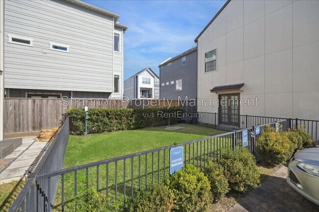 Building Photo - 10926 Brookeshire Chase Ln