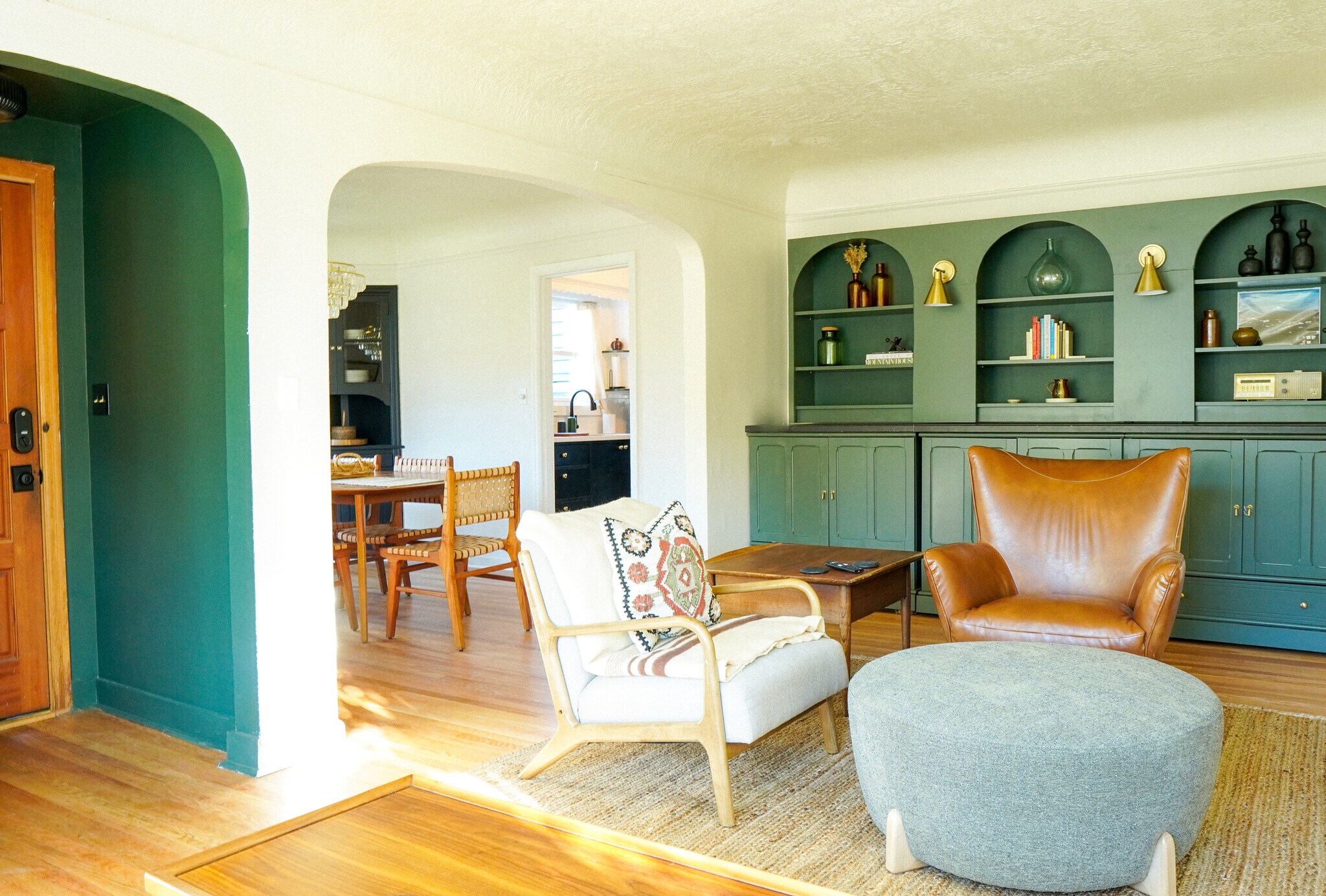 Building Photo - 4603 NE Irving St