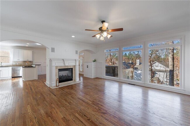 Building Photo - 1012 Madeline Ln