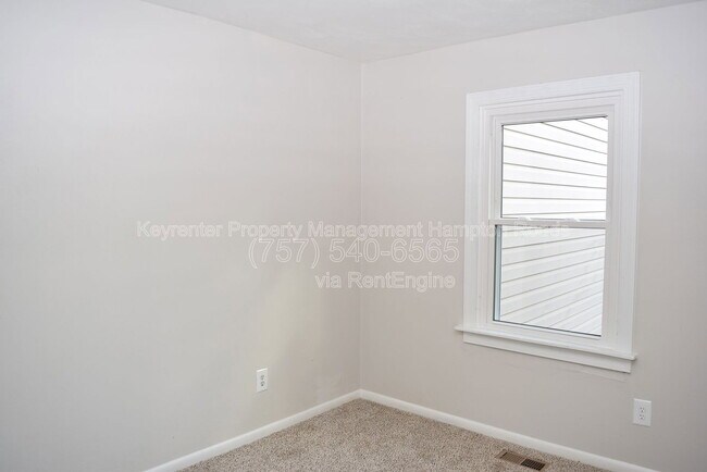 Building Photo - 5953 Blackpoole Ln