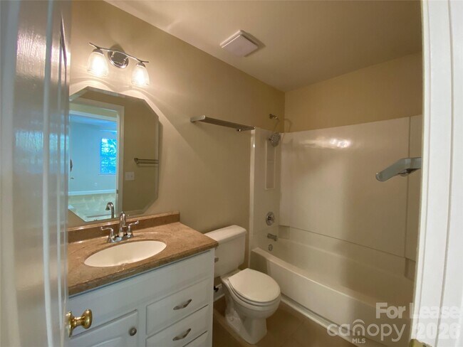 Building Photo - 9513 Wilson Hall Dr