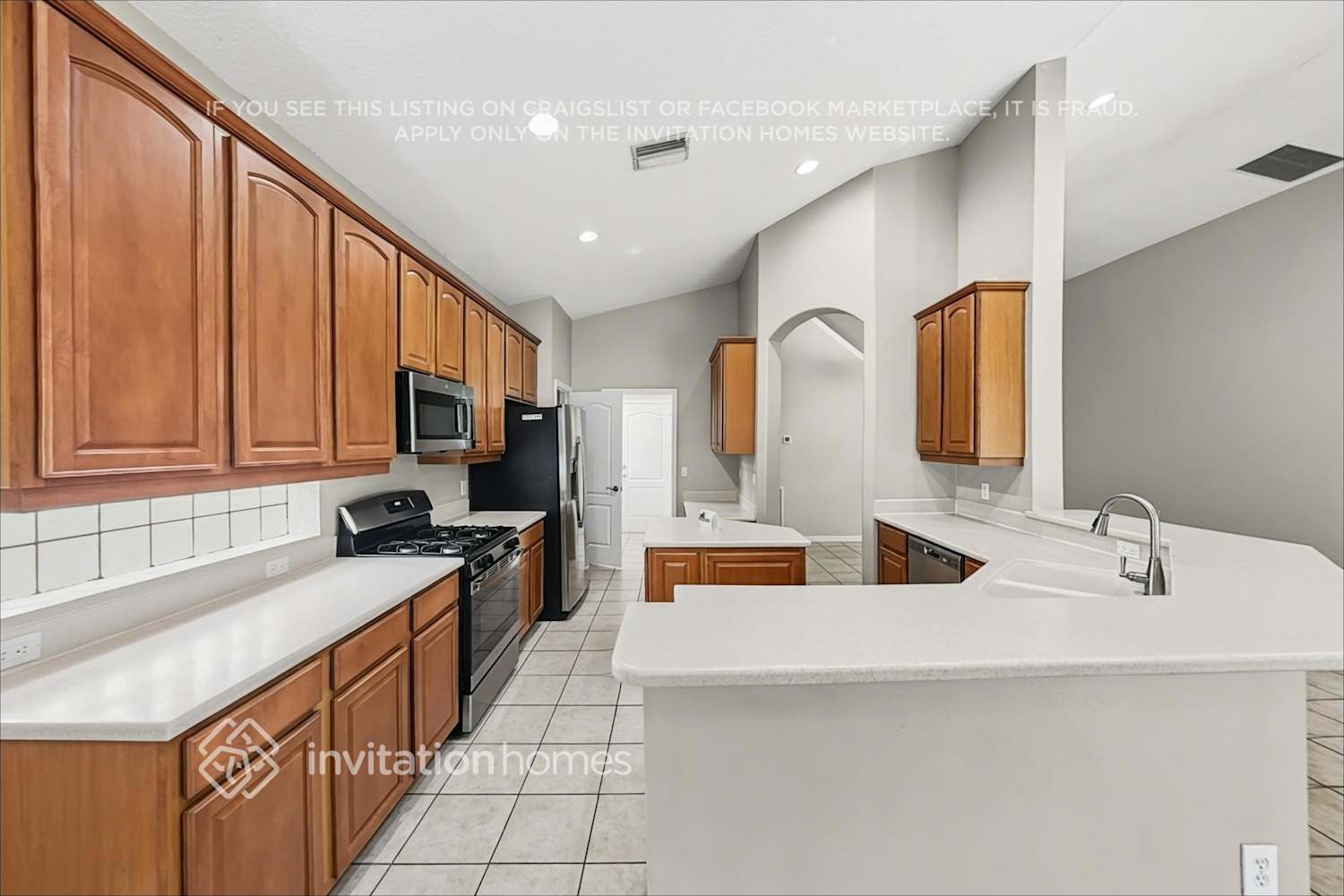Building Photo - 12575 Cara Cara Loop