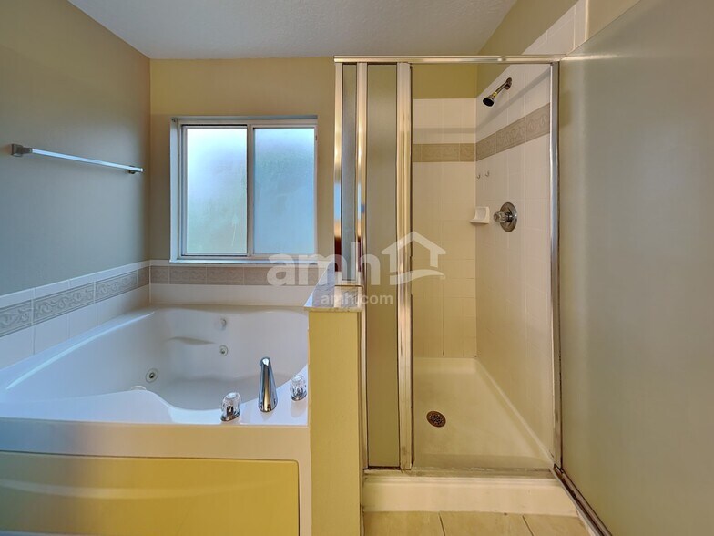 Building Photo - 901 Anchorage Ln