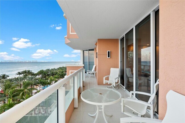 Building Photo - 17875 Collins Ave