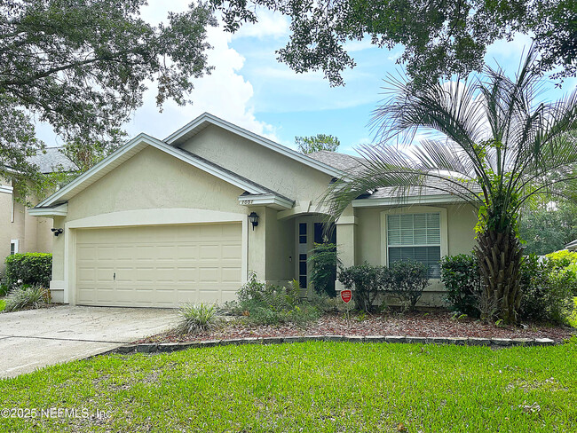 Primary Photo - 1051 Moosehead Dr