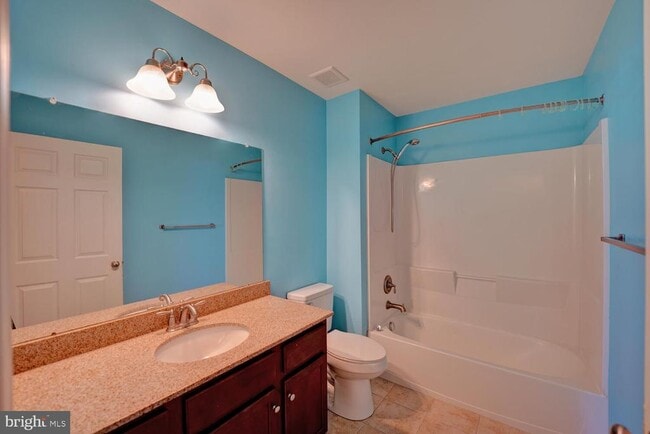 Building Photo - 536 Van Dyke Cir