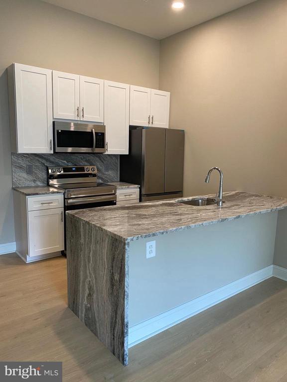 Building Photo - 1900 Arch St