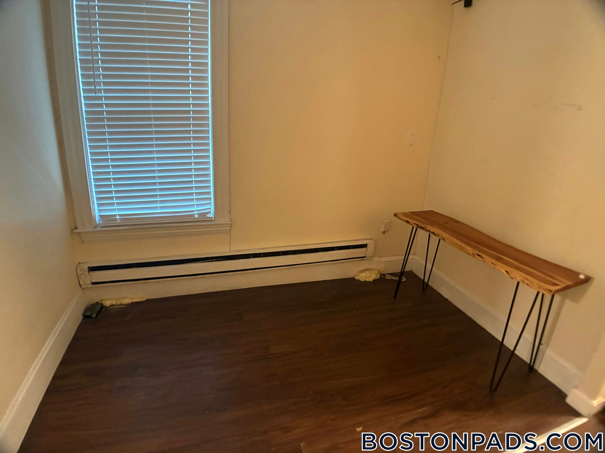 Building Photo - 739 Parker St