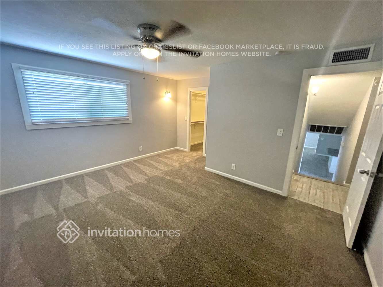 Building Photo - 943 E Manhatton Dr