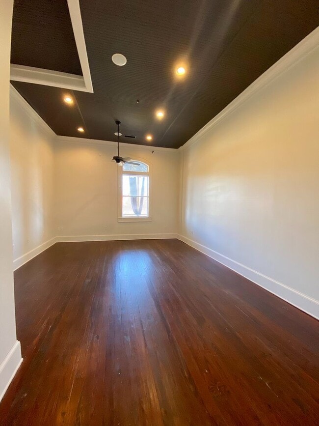 Building Photo - Beautiful 2BR/2BA Loft in Downtown Opelika