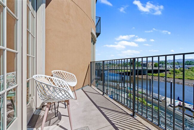 Primary Photo - Fully Furnished Condo in the prestigious R...