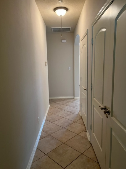Building Photo - 2607 Appian Way