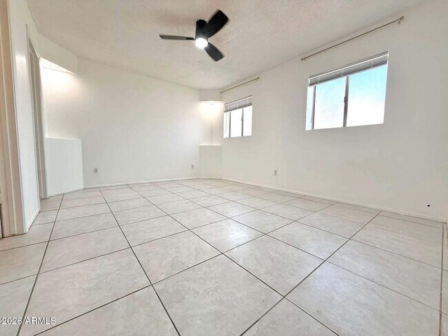 Building Photo - 1500 W Rio Salado Pkwy