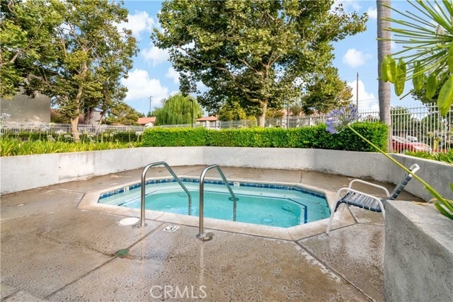 Building Photo - 2858 Laureltree Dr