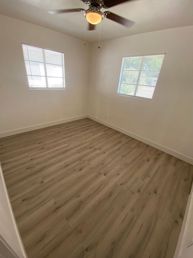Building Photo - 1815 Talisman Dr