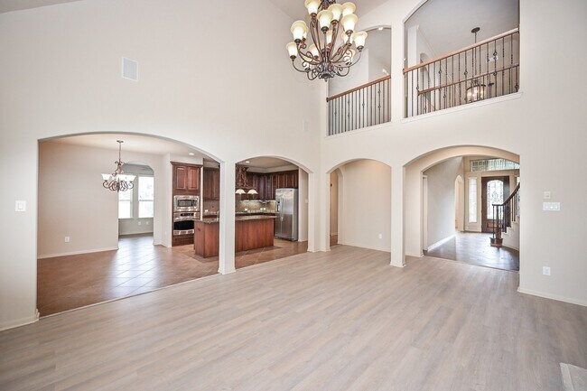 Building Photo - 19 Sandwell Place