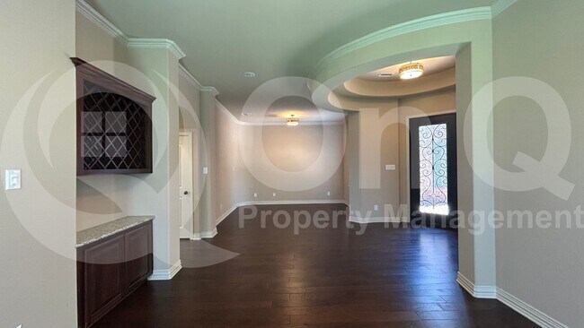Building Photo - 4513 Cherokee Dr