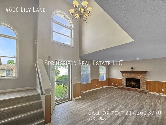 Building Photo - 4616 Lily Ln