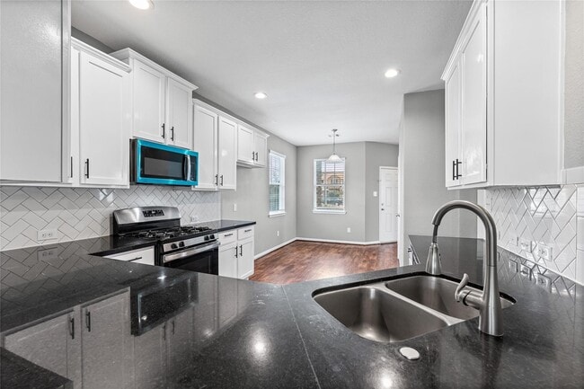 Building Photo - 8946 Westfield Glen Ct