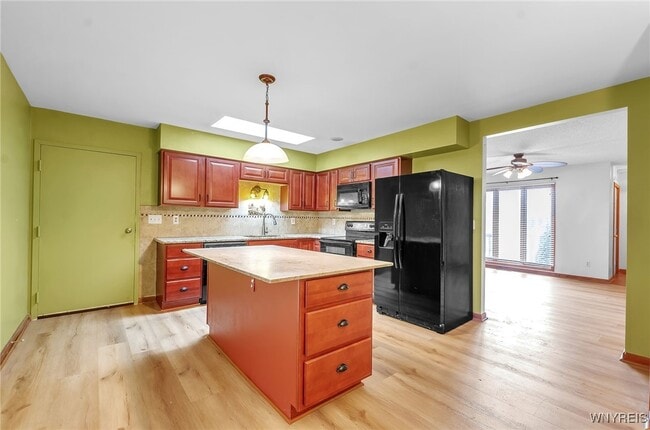 Building Photo - 9400 Wehrle Dr