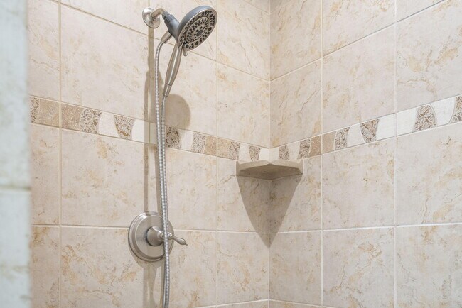 Building Photo - 277 Siena Blvd