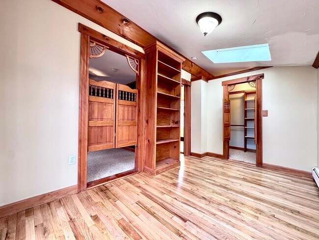 Building Photo - 53 Circuit Rd