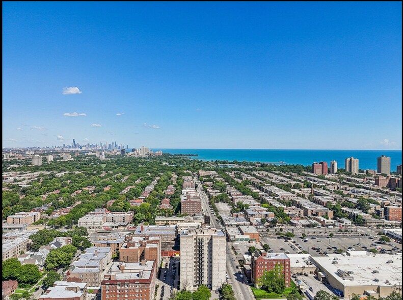 Building Photo - 7144 S Jeffery Blvd