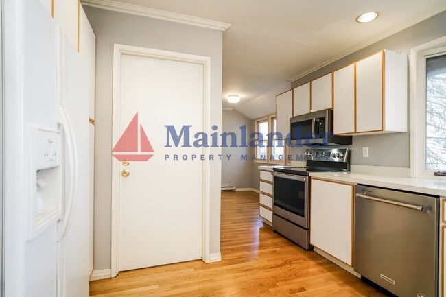 Building Photo - *PRICE REDUCTION* Beautiful 4 Bedroom Home with Terraced Backyard!